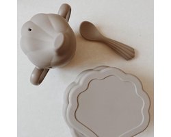 Konges Sløjd  - Silicone Serviesset Schelp - Kinderserviesset - Warm Grey