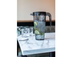 Koziol - Club Pitcher Schenkkan 1,5 liter - Kunststof - Transparant