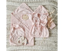 Kraamcadeau giftbox essentials L blush - Meisje - Babygeschenkset - Baby cadeau - Kraammand