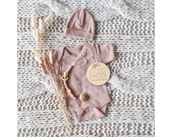 Kraamcadeau giftbox essentials XS oud roze - Meisje - Babygeschenkset - Baby cadeau - Kraammand