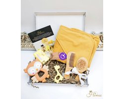 Kraamcadeau voor jonge en meisje - Hawsaz.nl cadeau - Genderneutraal baby cadeau - babygeschenkset - Baby kado - Babyset - Zwitsal - Badcape -Baby verzorging - Badcape - baby kam en borstel - Bijtring - kraamcadeau - Gepersonaliseerde kraamcadeaus