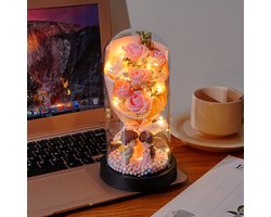 Kraftverdia – Roses of Eternity – Roze rozen in glazen stolp met LED + Koppelpoppetjes – Valentijnscadeau – Geschikt als cadeau voor je vriendin of geliefde – Ingebouwd met 7 eeuwige rozen – Eeuwige Roos – Gedroogde roos in glas