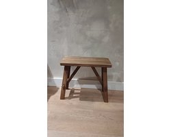 krukje hout met leuk onderstel 50cm