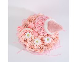 Kunstbloemen Rozenbox – Roze Rozen Cadeaubox met Roze pluche Hoed en Parellint - LA ROSELLE AMSTERDAM