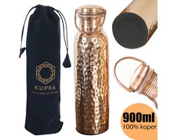Kupra Premium Koperen Waterfles Gehamerd - 900ml - 100% Puur Koper - Met Fluwelen Draagzak - Met Filten Onderkant - Met Draaghendel - Handgemaakt - Koperen Fles - Koperen Drinkfles - Ayurveda