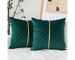 Kussenhoezen Set - Decoratieve Hoezen - Woonkamer Decoratie - Luxe Fluweel Design - 45x45 cm - Smaragdgroen