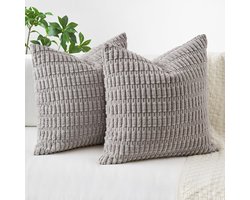 Kussenhoezen set van 2 - Licht grijs - 45 x 45 cm - Sierkussenhoes - Zachte corduroy kussenhoes - Sierkussens - Kussenslopen - Bankkussens - Exclusief kussen - Vierkant - Hoezen voor sierkussen - Kussensloop voor binnen - 2 stuks