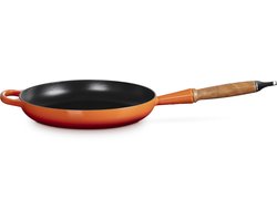 Le Creuset geëmailleerd gietijzeren Signature koekenpan met houten handvat - Ø 28 cm / 2,6liter - oranjerood