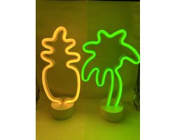 LED ananas en LED palmboom met neonlicht - Set van 2 stuks - geel + groen neonlicht - hoogte 29.5 x 18.5 x 8.5 cm – Tafellamp - Nachtlamp - Decoratieve verlichting - Woonaccessoires