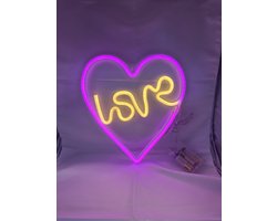 LED Hart+Love met neonlicht - roze + geel neon licht - Op batterijen en USB - hoogte 27 x 25.5 x 2 cm - Wandlamp - Sfeerlamp - Decoratieve verlichting - Woonaccessoires