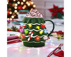 LED Kerstboom Mok – 200ml – Met Kleurrijke Verlichting – Origineel Kerstcadeau – Sfeervolle Mok in Kerstboom Vorm – Voor Warme Dranken – Gemaakt van ABS en Keramiek – Werkt op AAA-batterijen