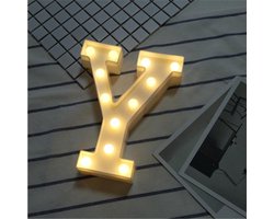 LED Letter Lamp - Decoratieve Verlichting - Feestelijke Decoratie - Warm Wit Licht - 20 cm Hoog - Wit