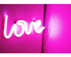 LED Love Lamp - Neon Love Wall Light - Netsnoer met schakelaar