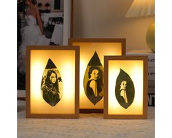 LED Nachtlampje in Houten Fotolijst – Warm Wit Licht – Batterij Aangedreven – 7 Inch – Sfeervolle Tafeldecoratie