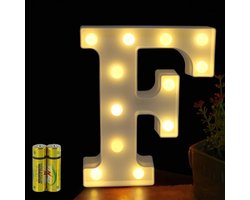 Letterlamp - Verlichte letter - Decoratie - Batterijgevoed - 226 cm hoog - Wit