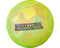 Lichtgevende Voetbal - Reflecterende bal - Glow in the Dark - Normaal Formaat - Maat 5 - Groen