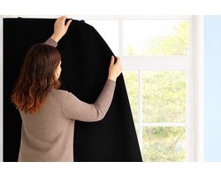 Liefjes & Co Verduisteringsgordijn met Zuignappen - 200x130cm - Verduisteringsdoek Zwart - Inclusief Opbergtas