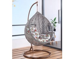 LoungeNest hangstoel grijs met witte kussens