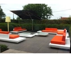 Loungeset standaard Ibiza hoek wit onderstel en oranje kussens (ook linkse hoek beschikbaar en zwart onderstel en alle kleuren kussens)