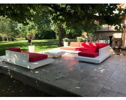 Loungeset standaard Ibiza hoek wit onderstel en rood kussens (ook linkse hoek beschikbaar en zwart onderstel en alle kleuren kussens)