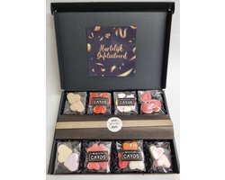 LOVE Box met Mystery Card 'Hartelijk Gefeliciteerd' met persoonlijke (video)boodschap | 8 soorten heerlijke hart snoepjes en een liefdevol kado | Valentijnsdag | Moederdag | Vaderdag | Verjaardag