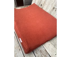 Lovely Stitches Aankleedkussen – Wafelstof Roestbruin – 45 x 68 x 9 cm – Geschikt voor Prénatal & HEMA