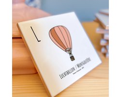 Luchtballon / Montgolfière - ABC tegeltje Frankrijk-France - Keramiek met Handgetekende Illustratie - Tegeltje met tekst - Wanddecoratie - Woondecoratie - Relatiegeschenk - Souvenir - 10,8 x 10,8 cm