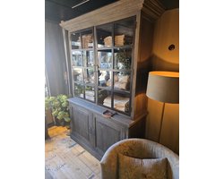LUKSA| KAST| VITRINEKAST| KAST MET GLAS EN DICHTE DEUREN| GROTE KAST|VITRINEKAST MET 2 DEUREN