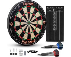 Lumora - Dartbord Set met 6 Dartpijlen 23 gram – Sisal – met Dart Shafts, Flights en Puntslijper – Scorebord – Darts - Cadeau voor Man