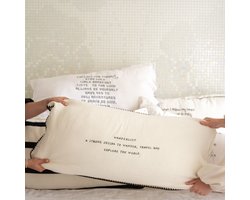 Luna & Lola | XL Linnen Pillow + Filling | 90 x 50 cm | Don't Talk Just Kiss Me | White