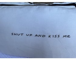Luna & Lola | XL Linnen Pillow + Filling | 90 x 50 cm | Shut Up And Kiss Me | White