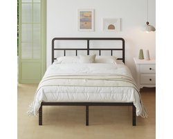 LunaSteel Pro Metalen Bedframe 180x200 cm met Gebogen Hoofdbord, 36 cm Hoogte, Inclusief Metalen Lattenbodem & 30,5 cm Opbergruimte – Modern Zwart Design voor Slaapkamer
