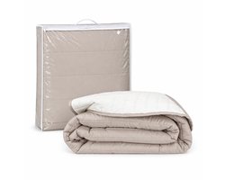 Luxe Bedsprei - Zomerdeken - Deken - Boutis - 180 x 240 cm - 1 persoon - Gematlasseerd - Effen - Beige/Vanille