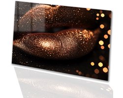 Luxe bronzen lippen close-up - Lippen glas schilderijen - Wanddecoratie gezicht - Luxe - Acrylglas schilderijen - Kunst aan de muur - acrylglas 105x70 cm
