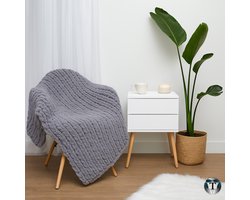 Luxe Chenille Woondeken | Grijs | 180x90cm | Woondeken | Chucky Gebreide Deken | Luxe & Comfort | Warme Deken | Bed | Bank | Decoratie | Bedsprei | Wonen | TheOldOmen