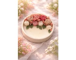 Luxe Handgemaakte Kaars in Schaal - Met Bloemetjes- Moederdag - Kleur Beige/Wit/Taupe