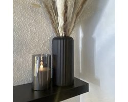 Luxe mat zwarte bloemenvaas, tijdloos decoratief vaasmodel voor modern en klassiek interieur, sfeervol woonaccessoire voor woonkamer en eetkamer