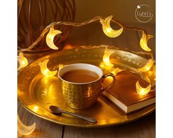 Lynn's Led lampjes slinger - Maantjes - 3 meter - 20 lichtjes - Werkt op batterijen - Knipperfunctie - Slaapkamer - Kerstverlichting