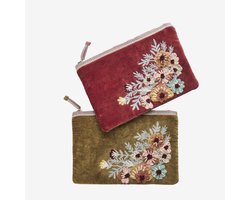 Madam Stoltz - Handgeborduurde velvet iPad hoes - tapenade of syrah
