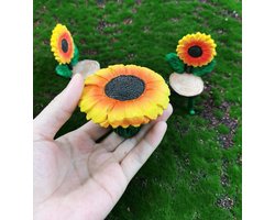 Madeliefjes bloem stoelen tafel voor feeëntuin - kleurrijk en speels - geschikt voor kinderen