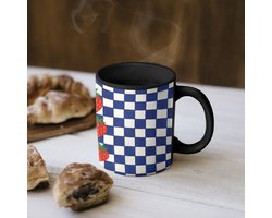 Magische Mok - Foto op Warmte Mokken - Koffiemok - Geblokt - Blauw - Aardbeien - Magic Mok - Beker - 350 ML - Theemok
