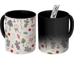 Magische Mok - Foto op Warmte Mokken - Koffiemok - Muizen - Patronen - Herfst - Paddenstoel - Magic Mok - Beker - 350 ML - Theemok