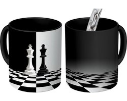 Magische Mok - Foto op Warmte Mokken - Koffiemok - Schaakstukken - Koning - Geblokt - Zwart - Magic Mok - Beker - 350 ML - Theemok