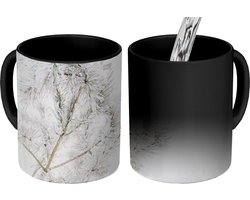 Magische Mok - Foto op Warmte Mokken - Koffiemok - Winter - Sneeuw - Takken - Magic Mok - Beker - 350 ML - Theemok