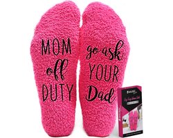 Malinsi® Grappige Sokken - Mom off Duty, ask Dad - Leuke Huissokken Dames - Gekke Cadeaus Cadeautjes Volwassenen - Funny Socks Geschenkset met Tekst - Cadeau voor Vrouwen Mama Moeder Oma - Moederdag Cadeautje Geschenk Giftset Verjaardag