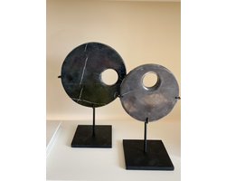 Marble stone black | Op standaard | Ornament op voet