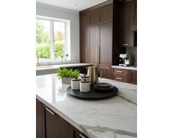 Marmeren Draaiplateau Prestige Zwart – 360° Draaibaar Serveerplateau – Luxe Marmer Ø40cm – KitchQouture®