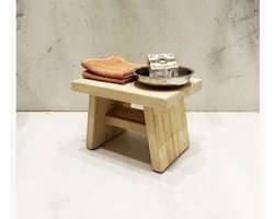 Massief Eiken Kinderkrukje – Ideaal als Opstapje of Decoratie