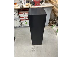 MDF zuil zwart | plantenzuil | zuilen | sokkels | presentatie sokkel zwart | zwarte sokkels | zuil 25x25x80 cm