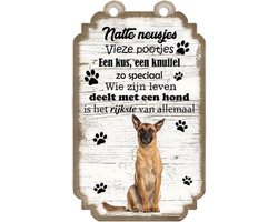 Mechelse Herder. Houten tekstbordje met hond 20 x 12 cm.